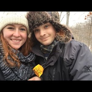 Meet your Posher, Amara